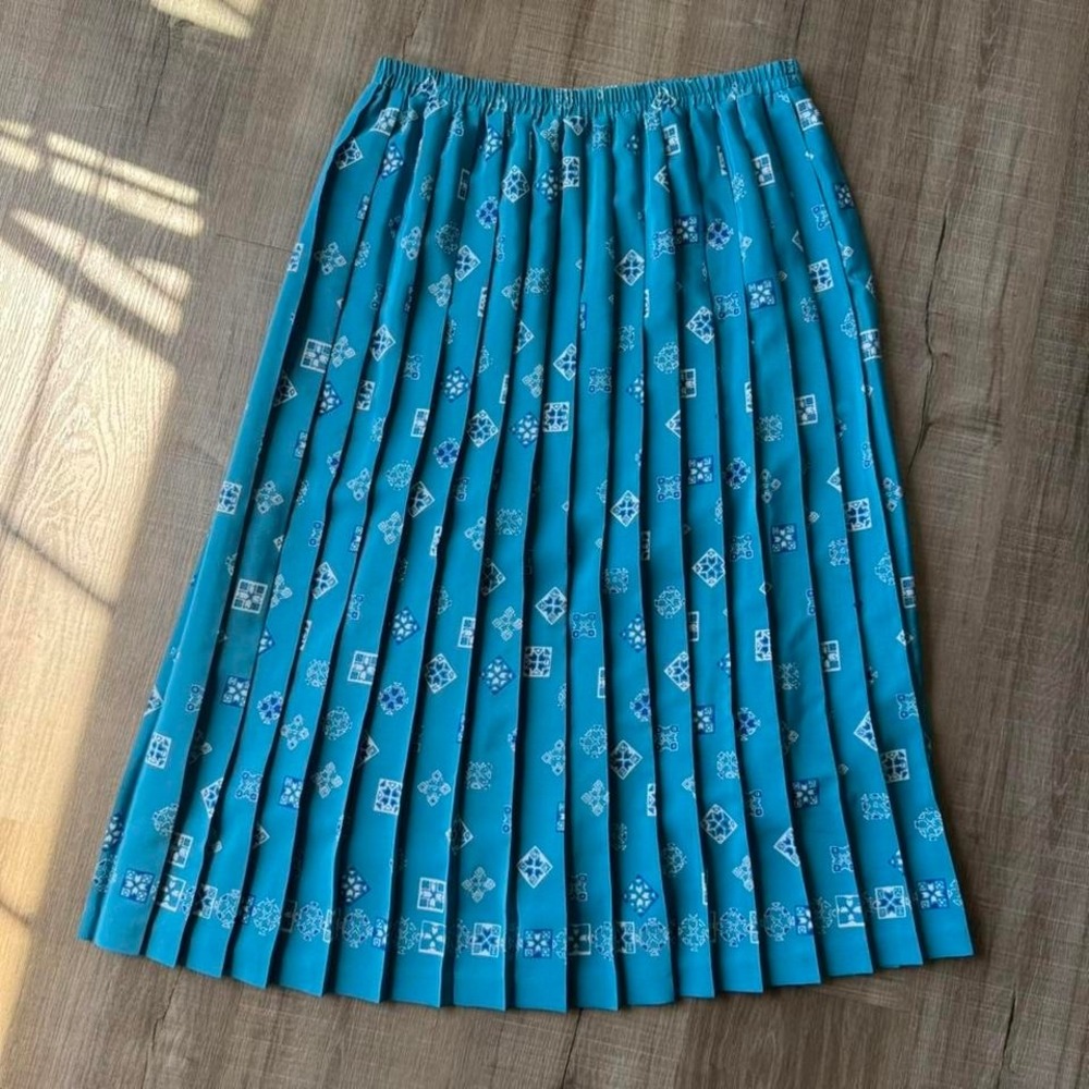Vintage 80s Pleated Midi Skirt Women's Size 16 Blue Leslie Fay Retro Grandmacore